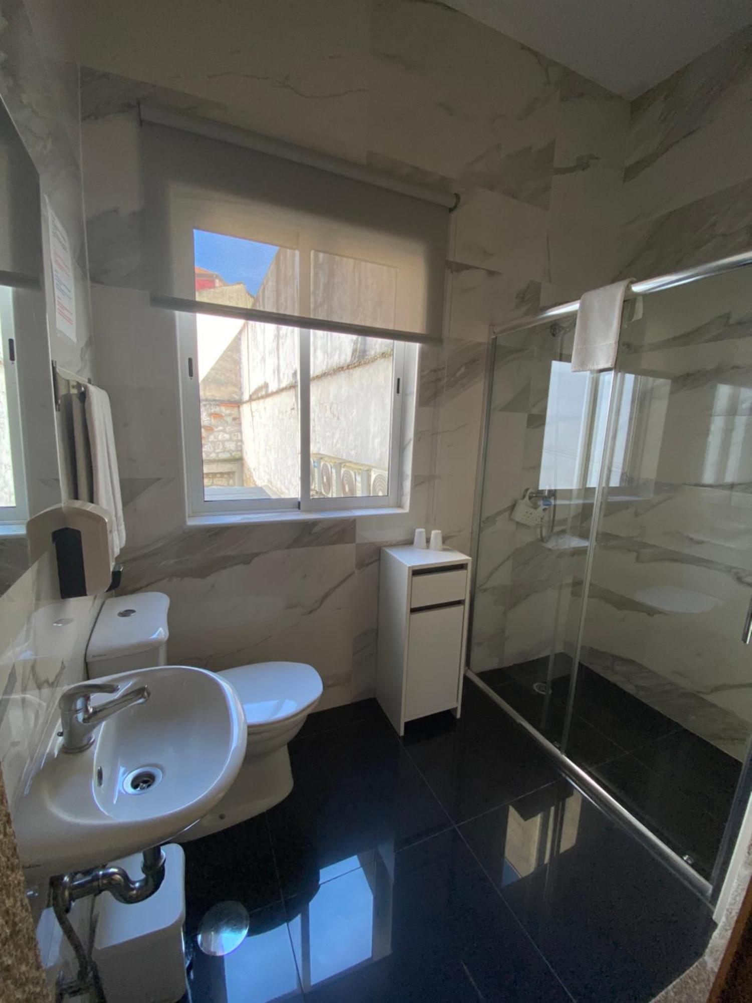 Guest House D. Filipe I Porto Ngoại thất bức ảnh