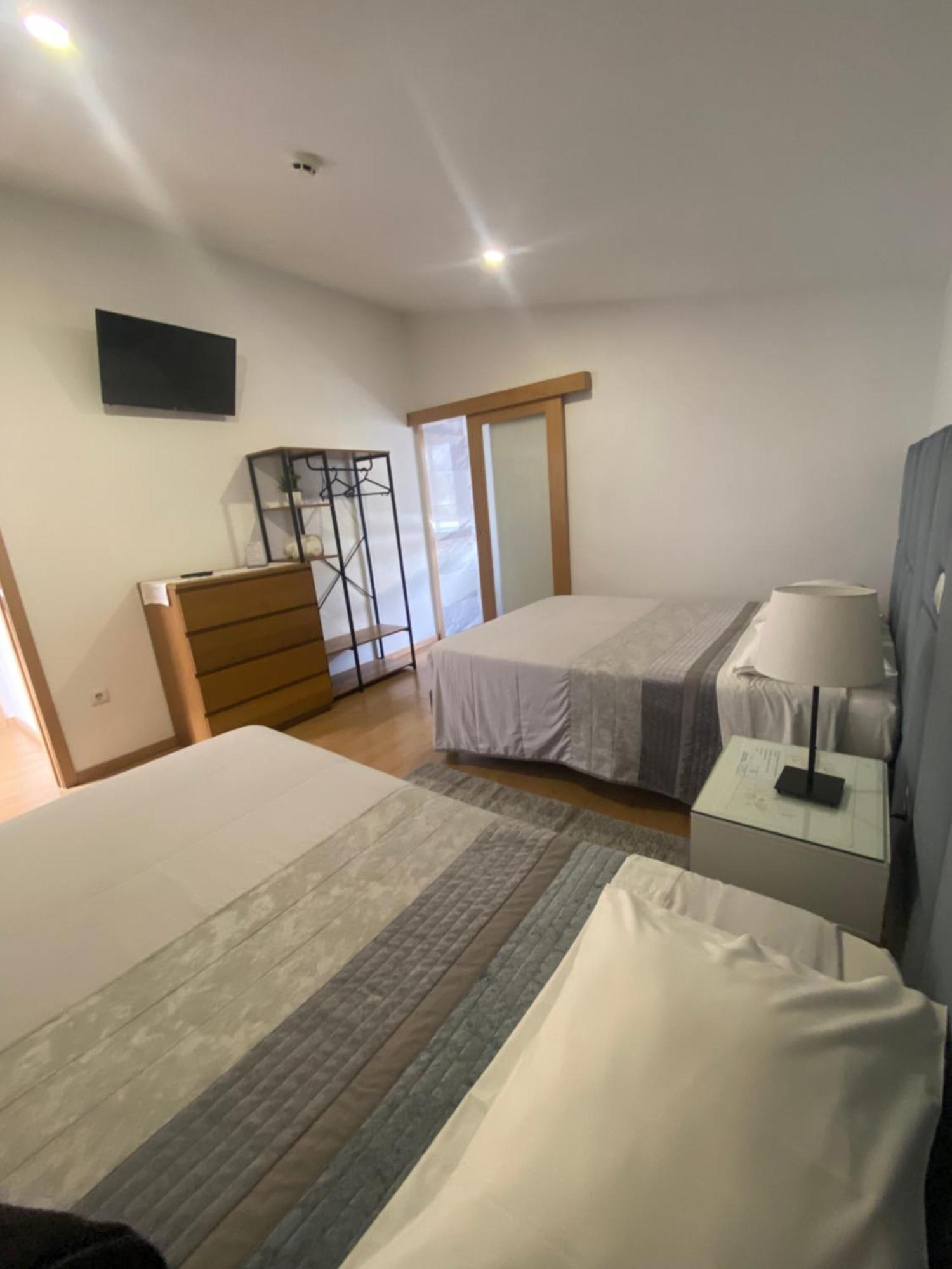 Guest House D. Filipe I Porto Ngoại thất bức ảnh